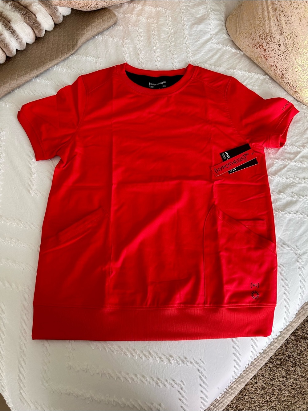 Hypothesis Women’s Red Scrub Set